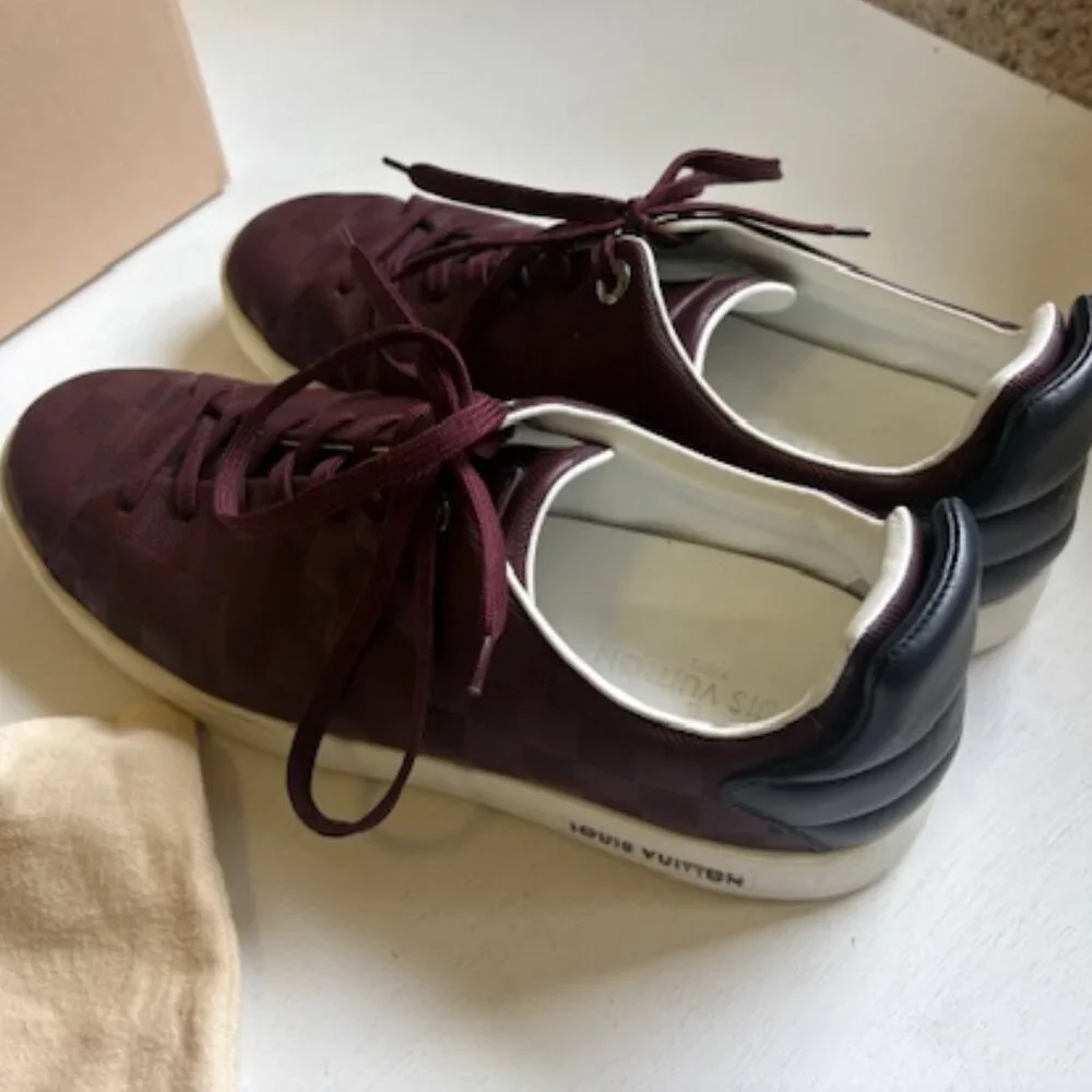 Louis Vuitton Sneakers - Picture 6 of 7